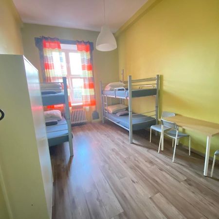 Oliwka Hostel Warsaw Exterior photo