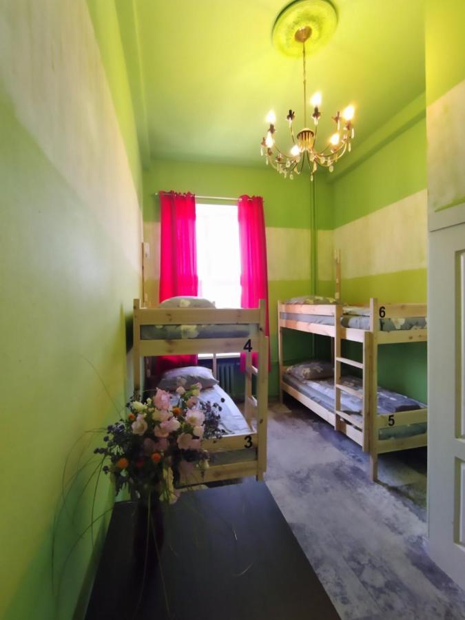 Oliwka Hostel Warsaw Exterior photo