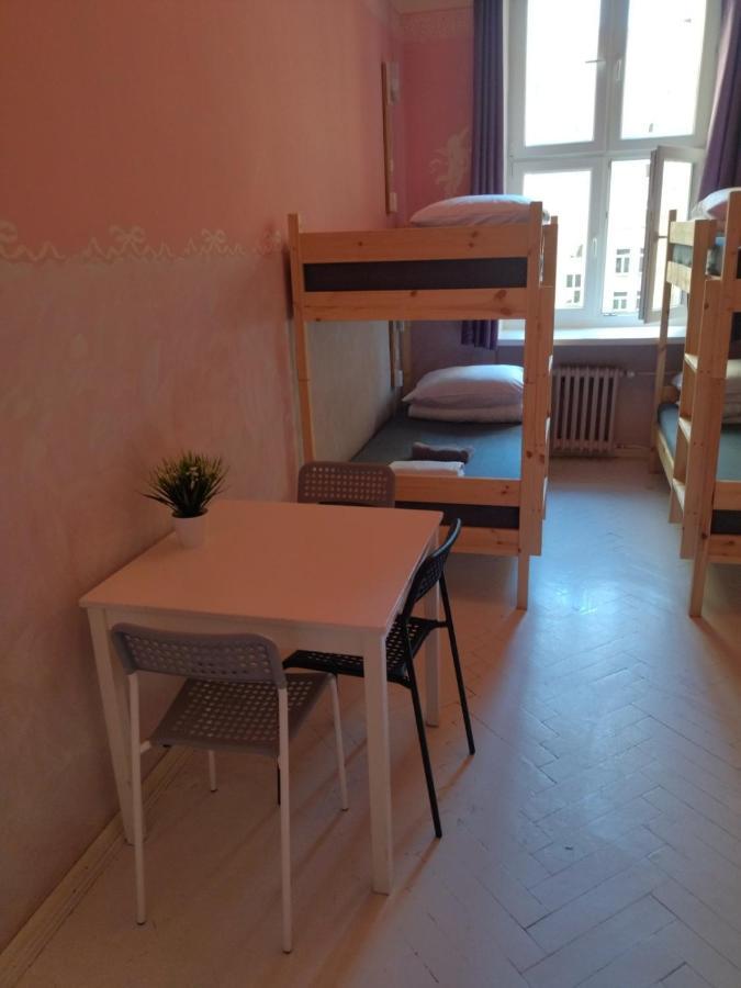 Oliwka Hostel Warsaw Exterior photo
