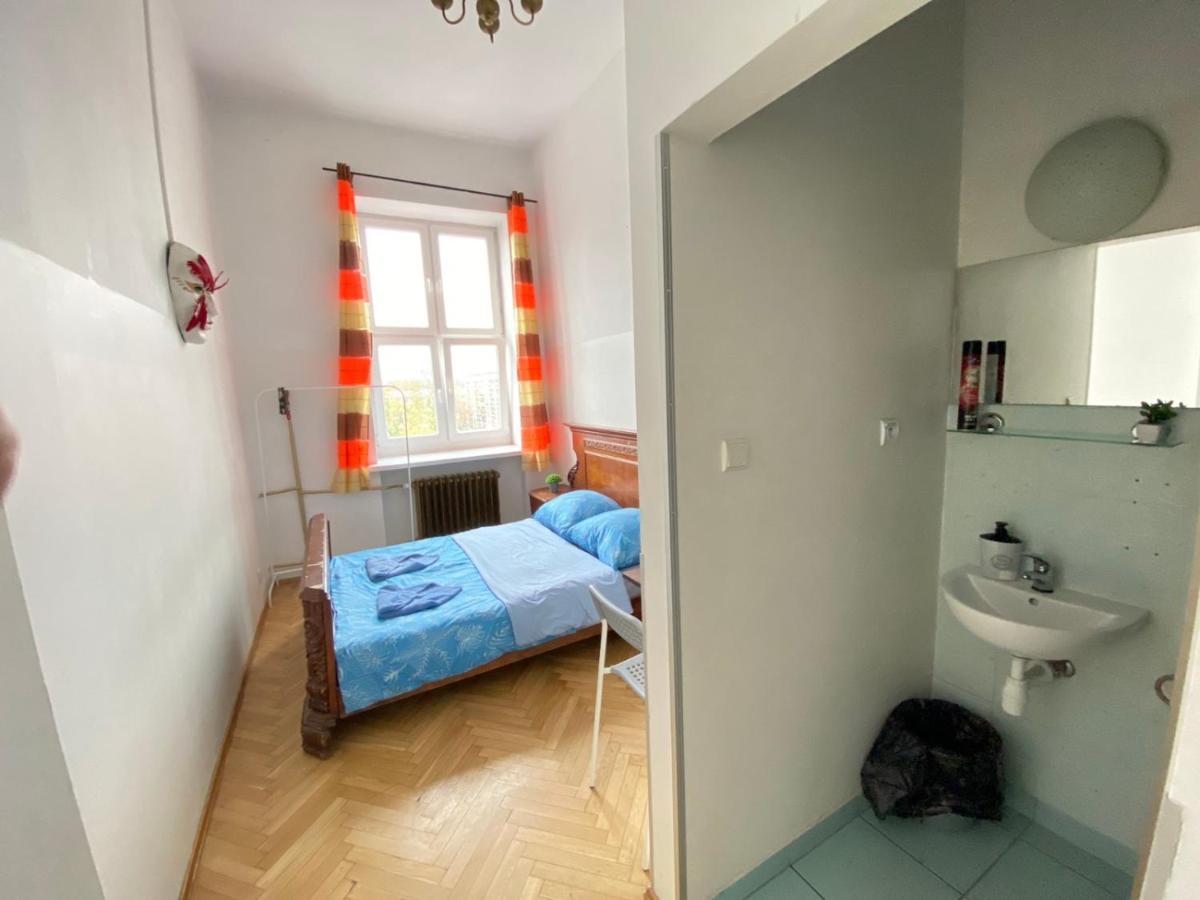 Oliwka Hostel Warsaw Exterior photo